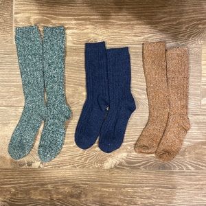 Miscellaneous Hiking high rise socks Size 6-7 Womens
